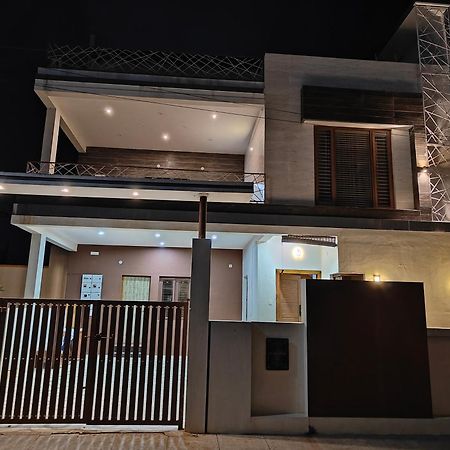 Urban Comfort- Home Stay Mysore Εξωτερικό φωτογραφία